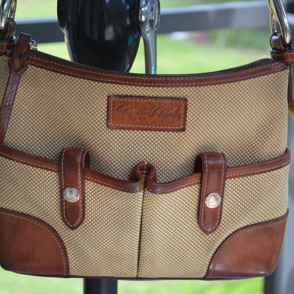 Dooney & Bourke Crossbody Small Lucy Canvas Woven & Leather Shoulder Bag - Picture 11 of 11